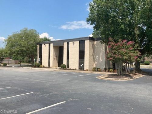 213 W Kings Hwy, Eden, NC, 27288-5009 | Card Image