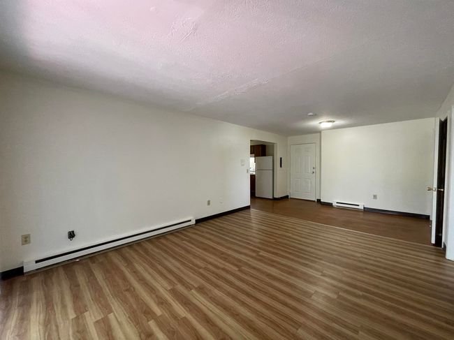 APT-22 - 11 Railroad Ave, Condo with 2 bedrooms, 1 bathrooms and null parking in Derry NH | Image 19