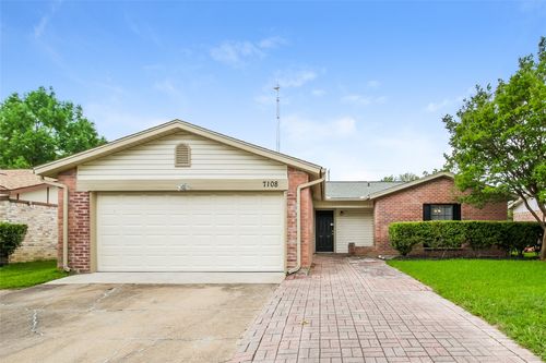 7108 Oldham Pl, North Richland Hills, TX, 76182-5019 | Card Image