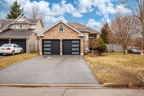 20 Ruddell Crescent, Halton Hills, ON, L7G5N4 | Card Image