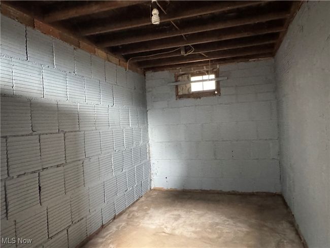 View of basement | Image 16