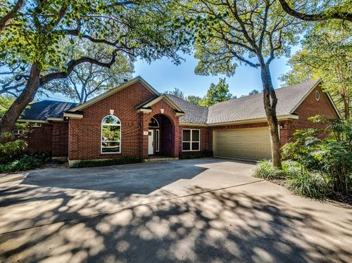201 Dewberry Cv, Buda, TX, 78610-2821 | Card Image