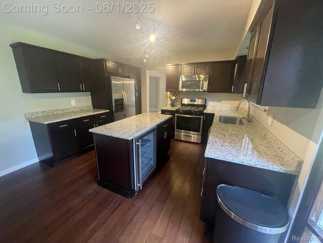 749 Dunedin Ct, House other with 4 bedrooms, 3 bathrooms and null parking in Rochester Hills MI | Image 6