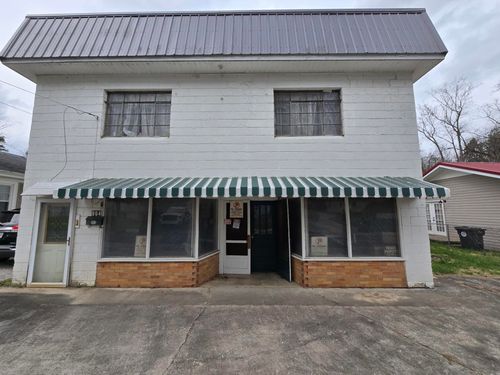 904 W 5th St, Corbin, KY, 40701-1724 | Card Image