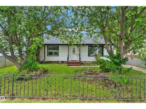 9416 153 St Nw, Edmonton, AB, T5R1R3 | Card Image