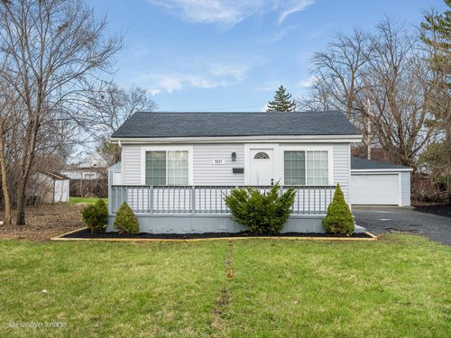 2217 Ruby St, Melrose Park, IL, 60164-2151 | Card Image