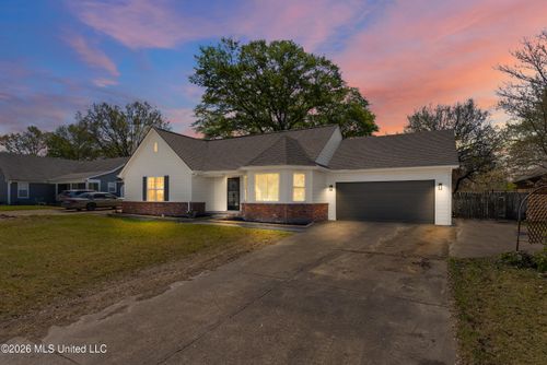 915 Birchfield Pl, Southaven, MS, 38671-5542 | Card Image