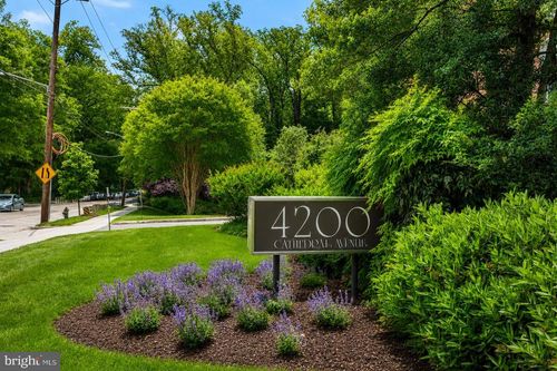 1005-4200 Cathedral Ave Nw, WASHINGTON, DC, 20016-4922 | Card Image