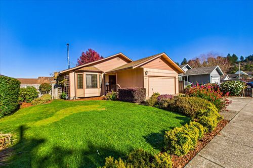 3414 Church St, Fortuna, CA, 95540-3313 | Card Image