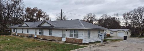 406 W Main St, Richmond, MO, 64085-1316 | Card Image