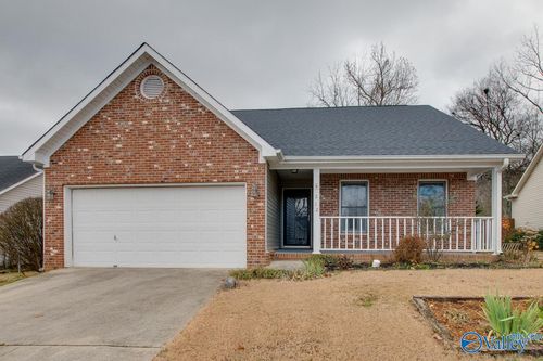 212 Hollington Drive Ne, Huntsville, AL, 35811 | Card Image