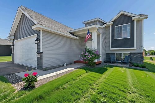 425 Eagle St Nw, Isanti, MN, 55040 | Card Image