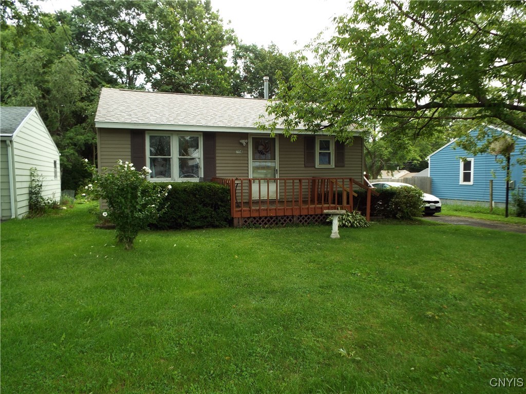 Norton Ave, Chittenango, NY 13037