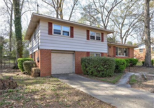 4455 Fairfax Dr, Macon, GA, 31206-4019 | Card Image