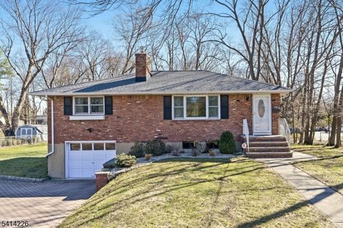 67 Newark Pompton Tpke, Riverdale, NJ, 07457-1426 | Card Image
