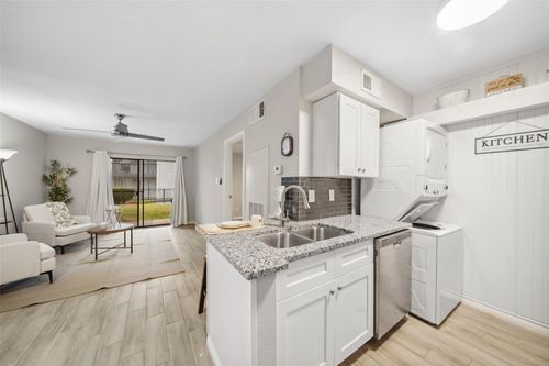 apt-175-13151 Walden Rd, Montgomery, TX, 77356-8563 | Card Image