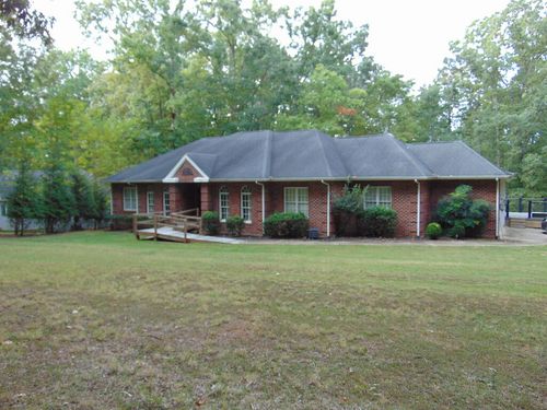 426 Hazelnut Dr, Clarksville, VA, 23927-3616 | Card Image