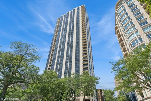apt-603-2500 N Lakeview Ave, Chicago, IL, 60614-4869 | Card Image