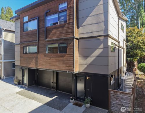 b-6534 42nd Ave Sw, Seattle, WA, 98136-1828 | Card Image