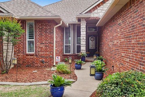 1632 Nw 159th St, Edmond, OK, 73013-1670 | Card Image