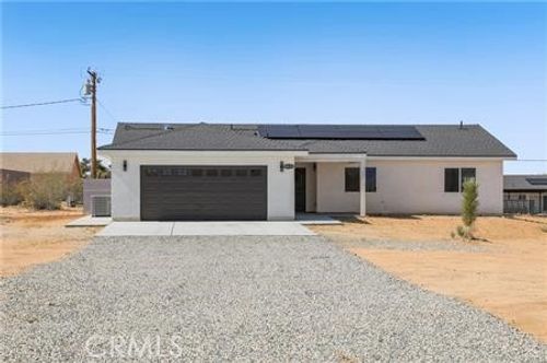 58424 Canterbury St, Yucca Valley, CA, 92284-8648 | Card Image