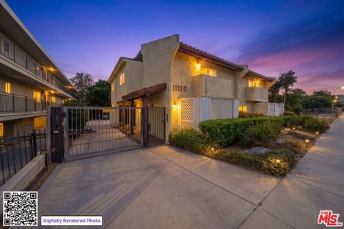 2-11120 Moorpark St, North Hollywood, CA, 91602 | Card Image