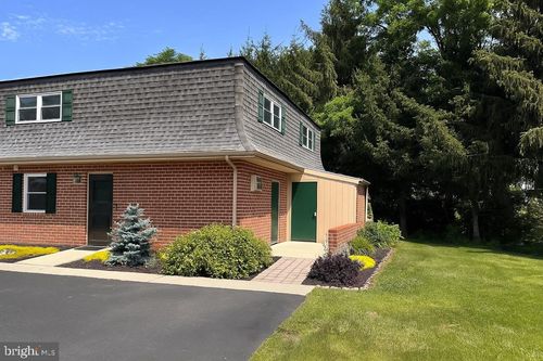 44-44 Glenview Cir, DILLSBURG, PA, 17019-8832 | Card Image