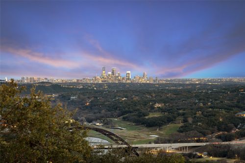 6607 W Courtyard Dr, Austin, TX, 78730-5052 | Card Image
