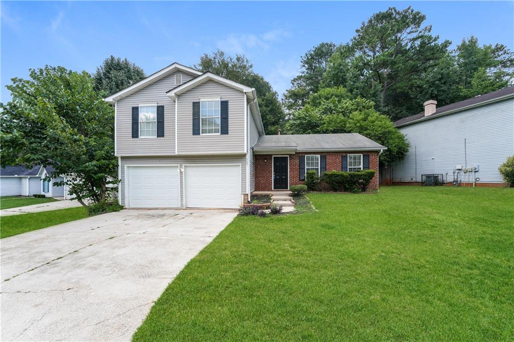 Kilkenny Cir, Lithonia, GA 30058