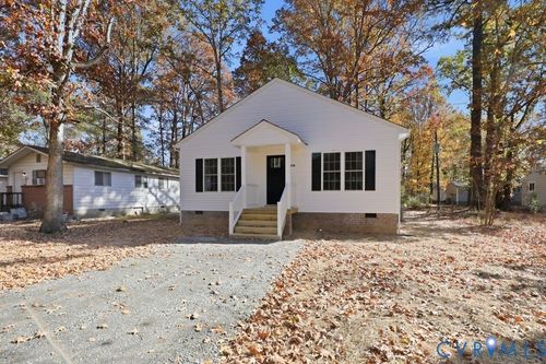 230 Glen St, West Point, VA, 23181-9514 | Card Image