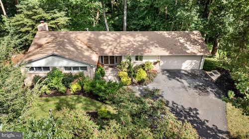 10 Winterberry Ct, GLEN ARM, MD, 21057-9132 | Card Image