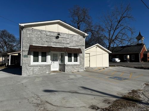 201 E Market St, Lebanon, TN, 37087-2815 | Card Image