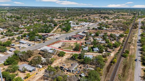 518 N Teel, Devine, TX, 78016 | Card Image