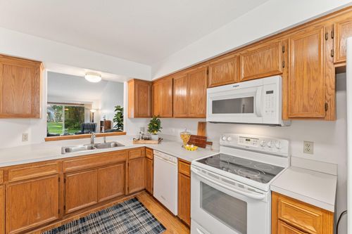 2623 Lake Court Dr, Mounds View, MN, 55112-4103 | Card Image