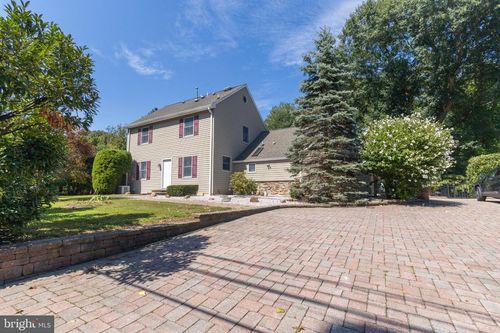 1784 Old Trenton Rd, West Windsor, NJ, 08550-3203 | Card Image