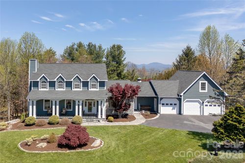 102 Brookhollow Dr, Flat Rock, NC, 28731-8519 | Card Image