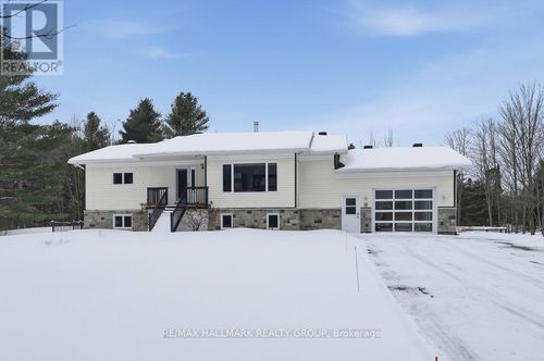 1720 Des Pins St, Prescott Russell, ON, K0A2M0 | Card Image