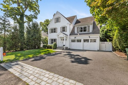 71 West Ave, Darien, CT, 06820-4408 | Card Image