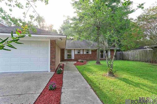 7321 Board Dr, Baton Rouge, LA, 70817-5310 | Card Image