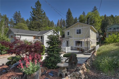 22771 Fir Ln, Crestline, CA, 92325-9271 | Card Image