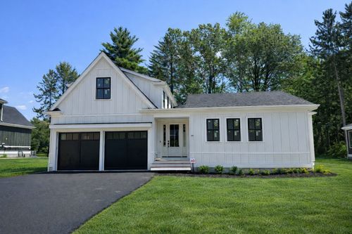 64 Country Farm Rd, Framingham, MA, 01701-4295 | Card Image
