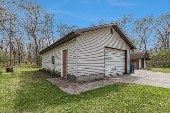 Extra garage | Image 25