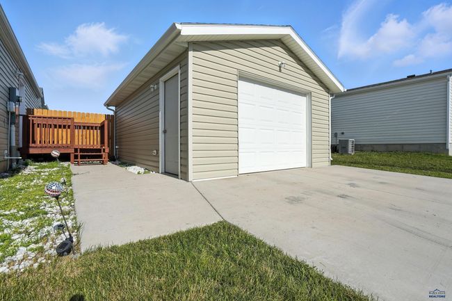 3053 Trailhead Loop, House other with 3 bedrooms, 2 bathrooms and null parking in Sturgis SD | Image 35