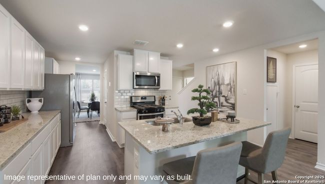 14843 Lamb Riv, House other with 5 bedrooms, 3 bathrooms and null parking in San Antonio TX | Image 6