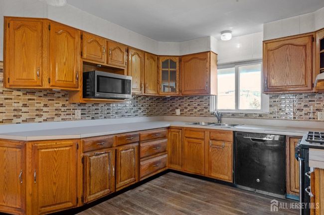 1419 Highway 33, House other with 5 bedrooms, 3 bathrooms and null parking in Hamilton NJ | Image 15