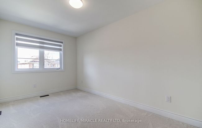 28 Yvonne Dr, House attached with 3 bedrooms, 4 bathrooms and 1 parking in Brampton ON | Image 19