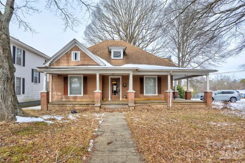 402 N Salisbury Ave, Spencer, NC, 28159-2516 | Card Image