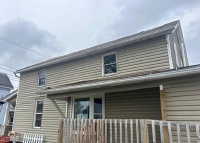 622 Wabash Avenue Sw, House other with 3 bedrooms, 1 bathrooms and null parking in Massillon OH | Image 2