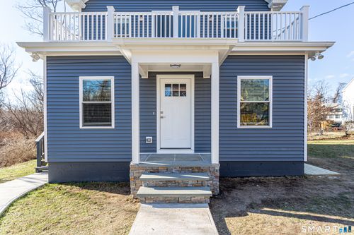 65 Mason St, Fairfield, CT, 06825-4825 | Card Image