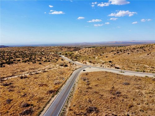 13 Longview Rd, Pearblossom, CA, 93553 | Card Image